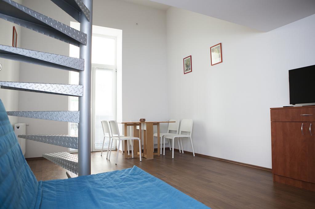 Cute Downtown Studios Budapeszt Zewnętrze zdjęcie